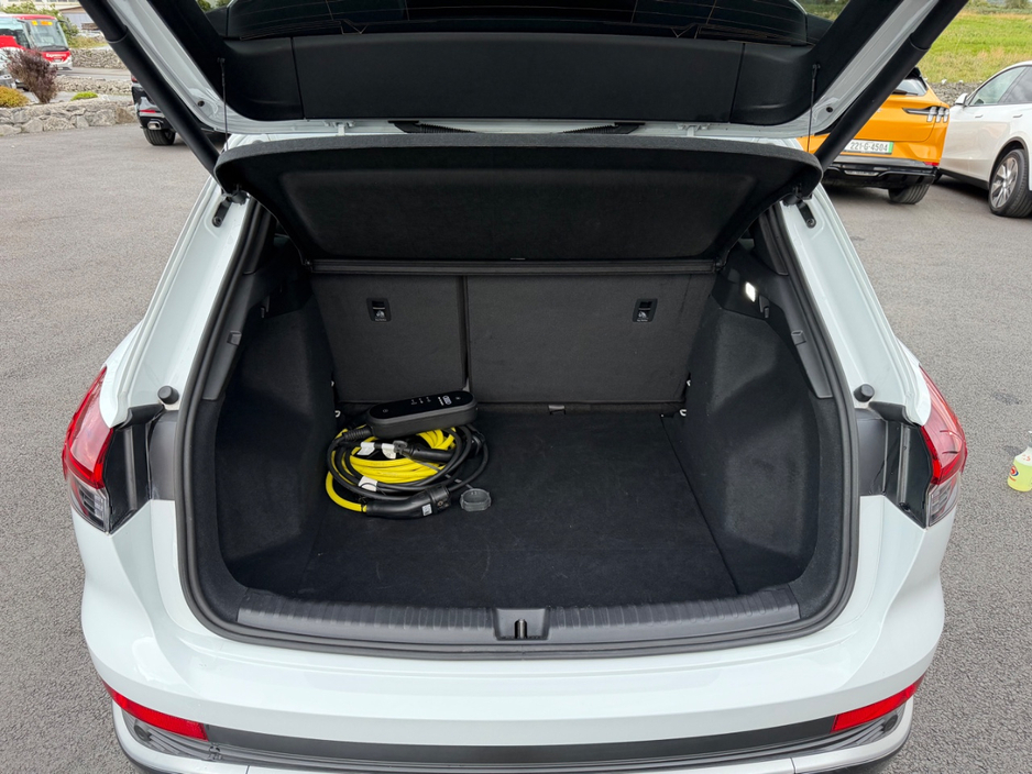 Audi Q4 e-tron S-Line - 40 Etron - 82KWh — thumbnail 21