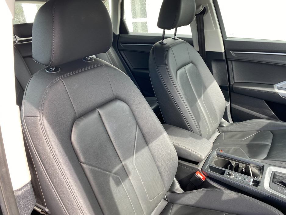 2022 Audi Q3 2L Diesel For Sale Images