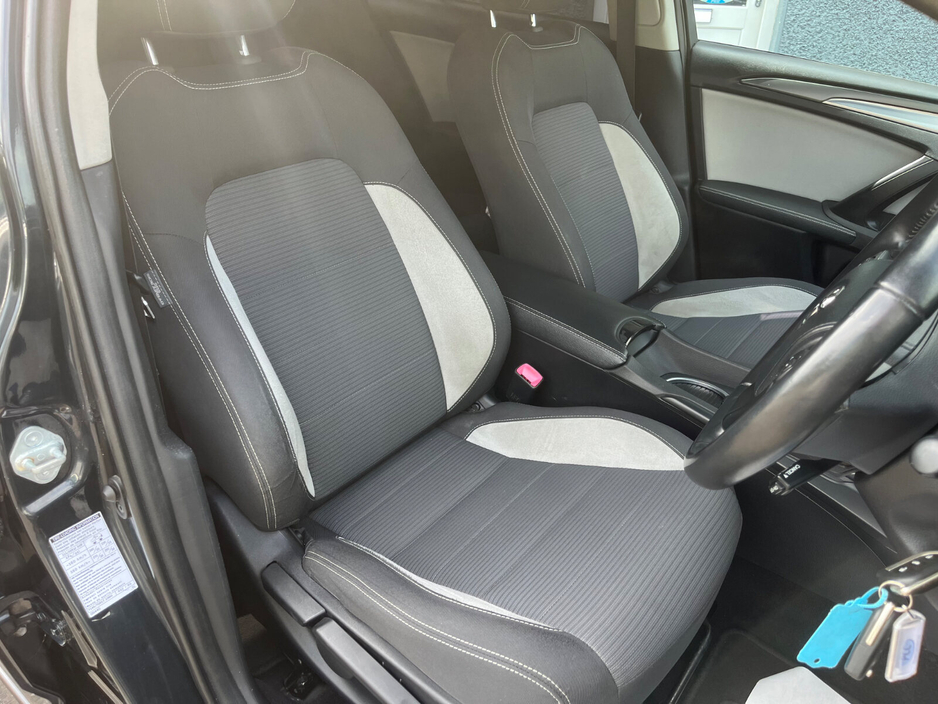 2015 Toyota Avensis 1.6L Diesel For Sale Images