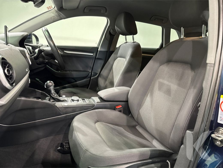 Audi A3 1.4 TFSI AUTOMATIC - ALLOY WHEELS - CRUISE CONTROL - MULTI FUNCTION STEERING WHEEL - REVERSE CAMERA — thumbnail 22
