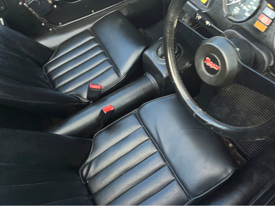 1994 Morgan Plus 8 3.9L Petrol For Sale Images