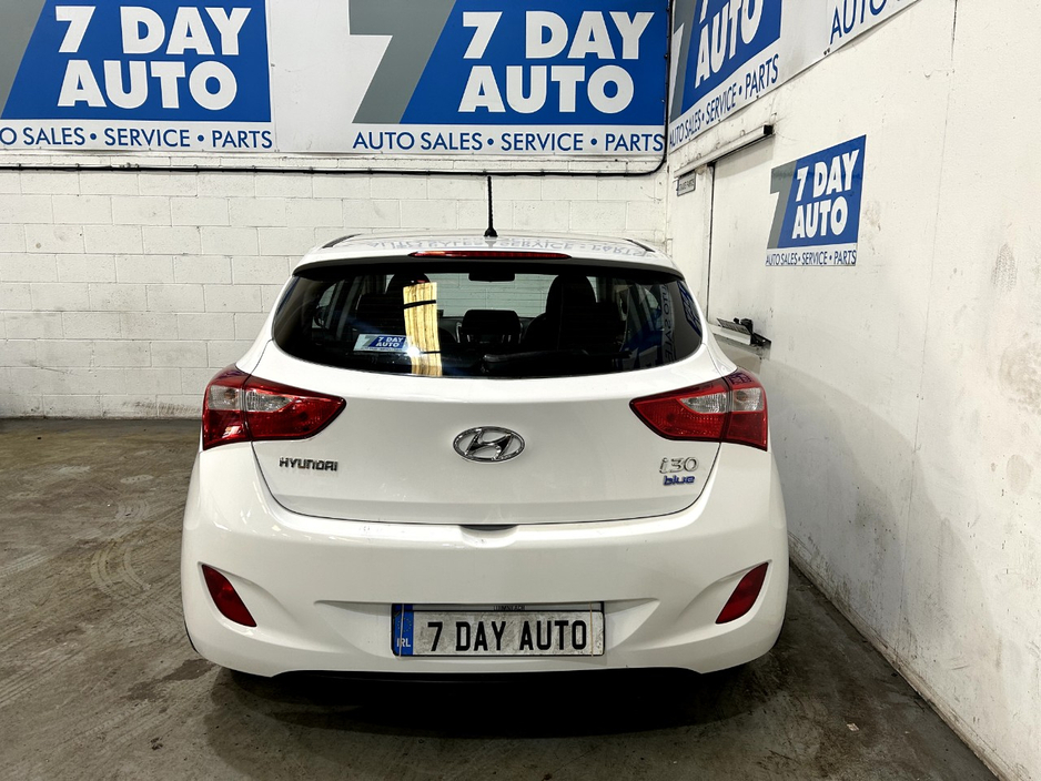 2015 Hyundai i30 1.6L Diesel For Sale Images