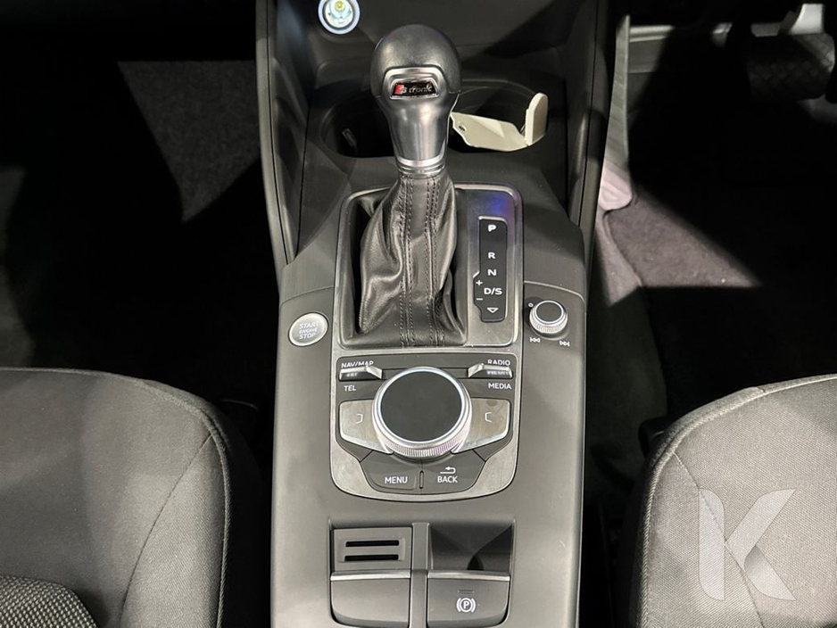 Audi A3 1.4 TFSI AUTOMATIC - FACTORY ALLOYS - CRUISE CONTROL - REVERSE CAMERA — thumbnail 17