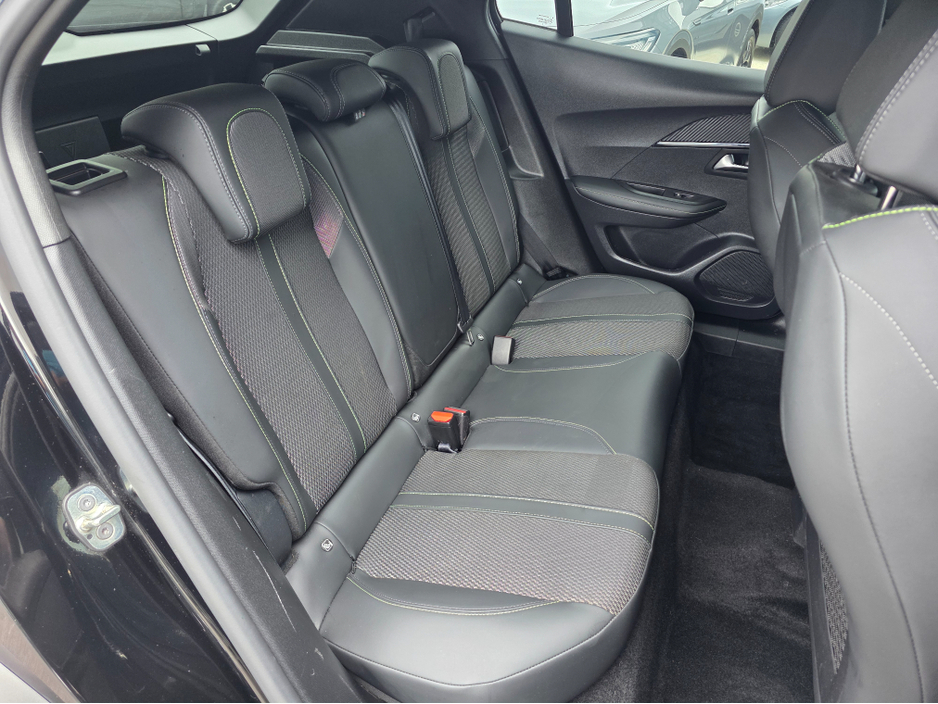 2024 Peugeot 2008 0L Electric For Sale Images