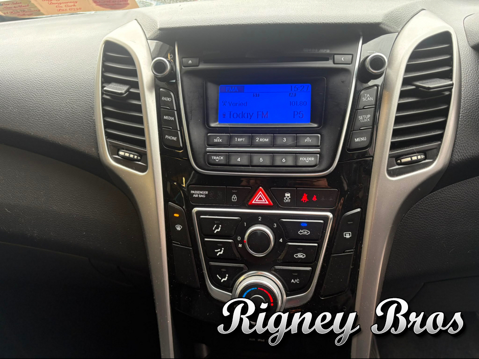 2015 Hyundai i30 1.6L Diesel For Sale Images