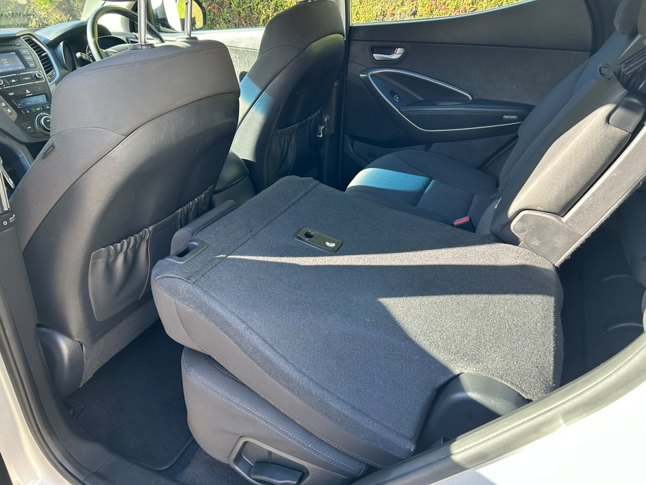 2017 Hyundai Santa Fe 2.2L Diesel For Sale Images