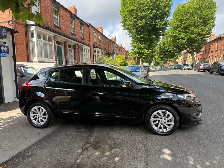 2014 Renault Megane 1.5L Diesel For Sale Images