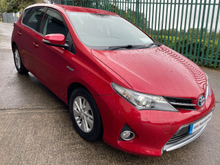 2013 Toyota Auris 1.8L Petrol Hybrid For Sale Images