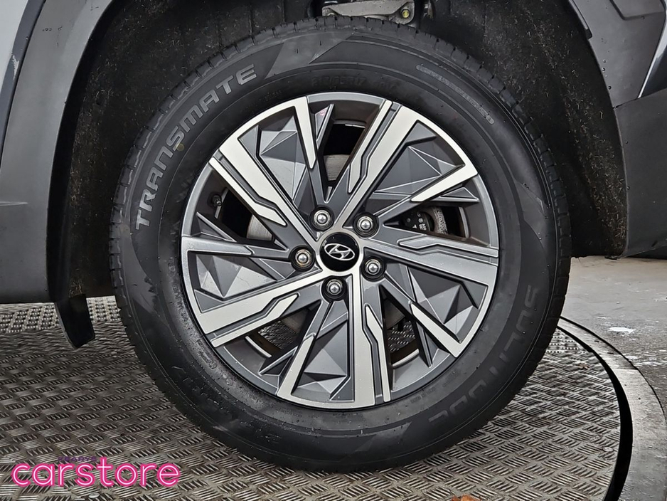 Hyundai Tucson 2WD Comfort Plus HEV Auto — thumbnail 14
