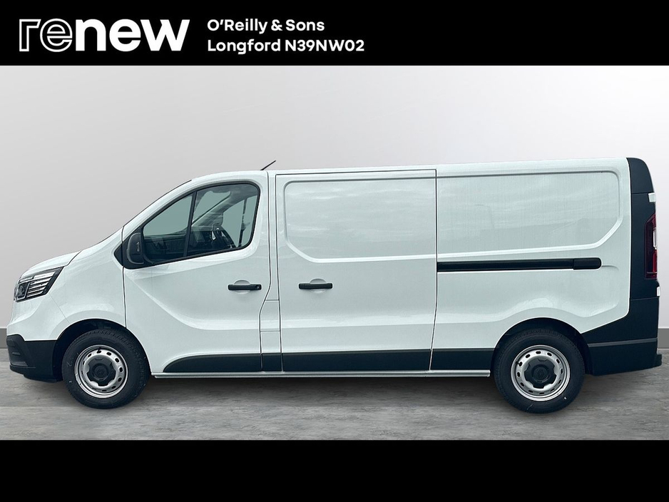 2026 Renault Trafic 2L Diesel For Sale Images
