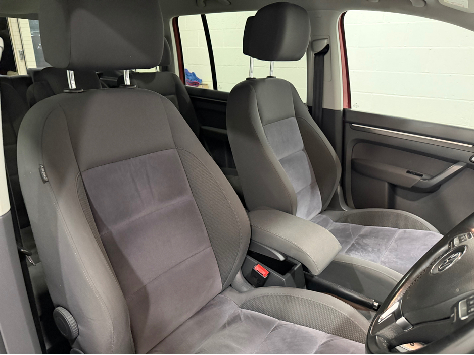 2015 Volkswagen Touran 1.4L Petrol For Sale Images