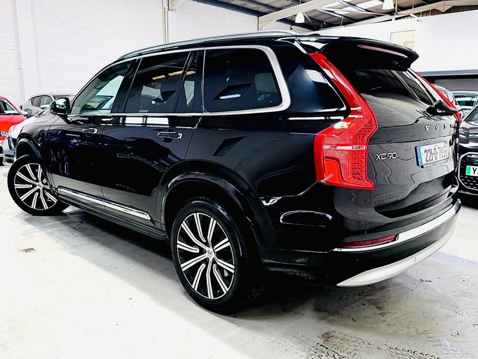 2022 Volvo XC90 2L Petrol Plug-in Hybrid For Sale Images