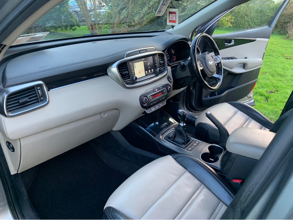 2019 Kia Sorento 2.2L Diesel For Sale Images