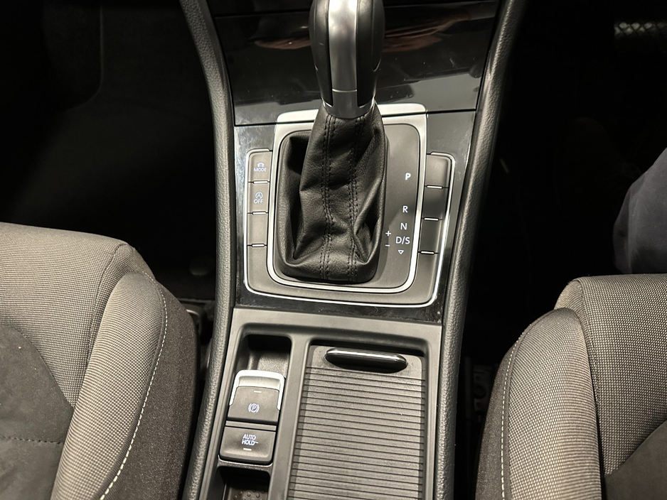 2014 Volkswagen Golf 1.4L Petrol For Sale Images