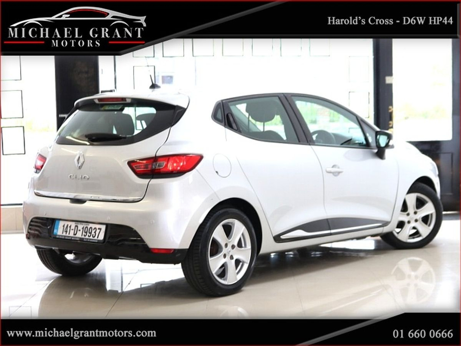 2014 Renault Clio 1.1L Petrol For Sale Images