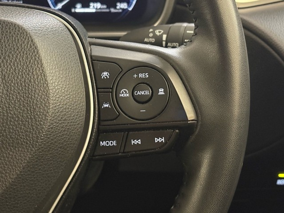 Toyota Corolla Cross Sport Hybrid — thumbnail 17