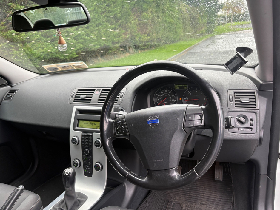 2011 Volvo S40 1.6L Diesel For Sale Images