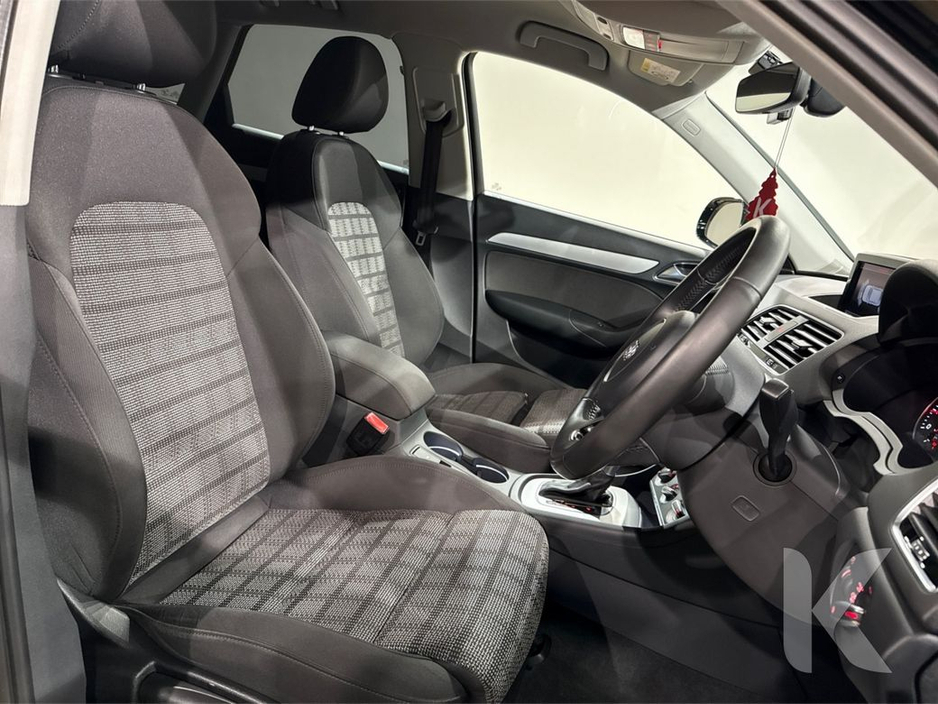 Audi Q3 1.4TFSI SPORT - FACTORY ALLOYS - SPORT SEATS - REAR CAMERA - MULTI FUNCTION STEERING WHEEL - — thumbnail 17