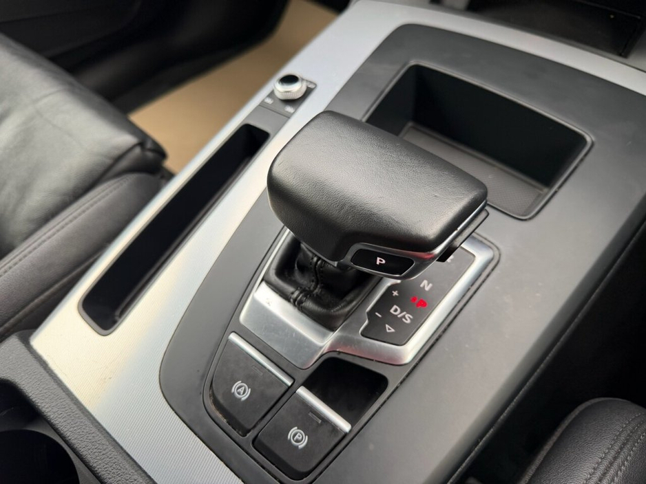 2023 Audi Q5 2L Diesel For Sale Images