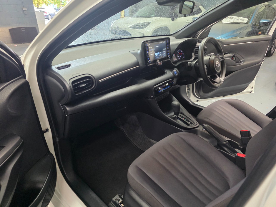 2021 Toyota Yaris 1.5L Petrol Hybrid For Sale Images