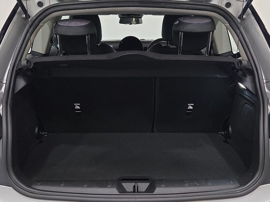 2024 MINI Hatch 1.5L Petrol For Sale Images