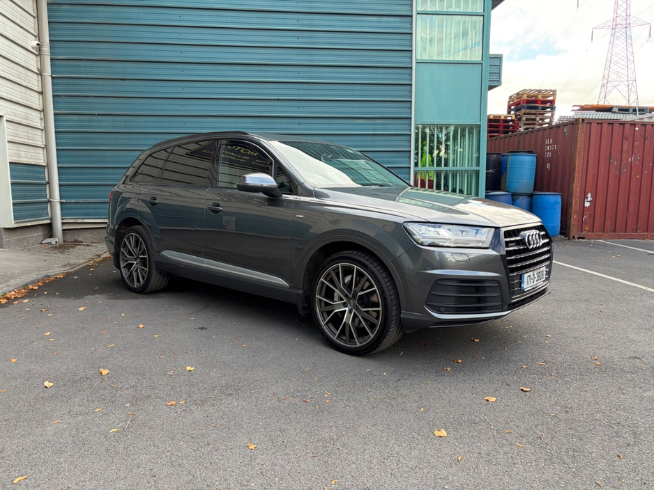 2017 Audi Q7 3L Diesel For Sale Images