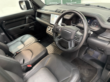 2025 Land Rover Defender 3L Diesel For Sale Images