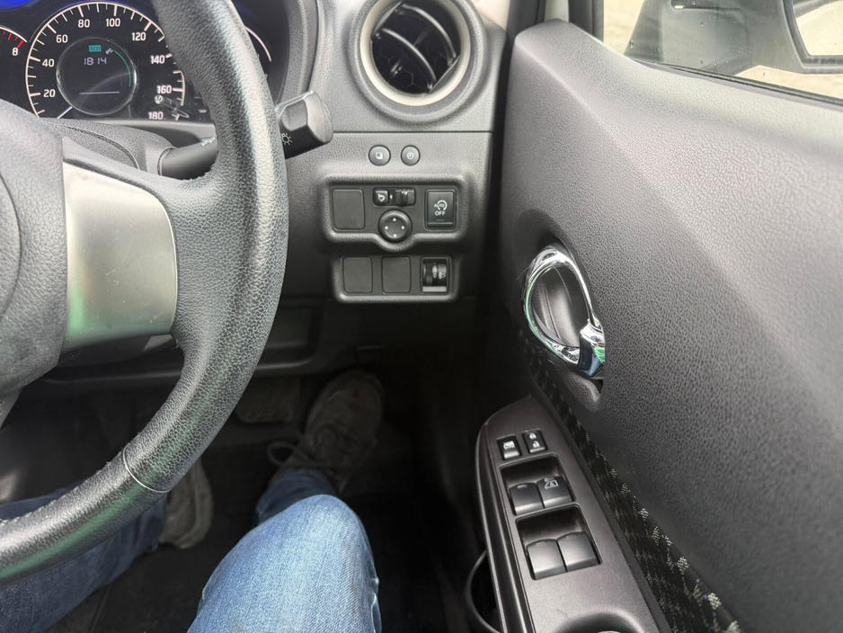 Nissan Note — thumbnail 11