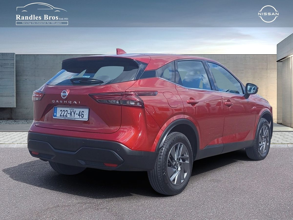 Nissan Qashqai 1.3 PET SV — thumbnail 5