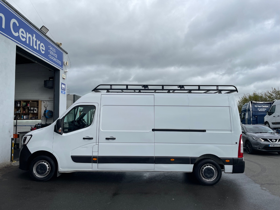 2023 Renault Master 2.3L Diesel For Sale Images