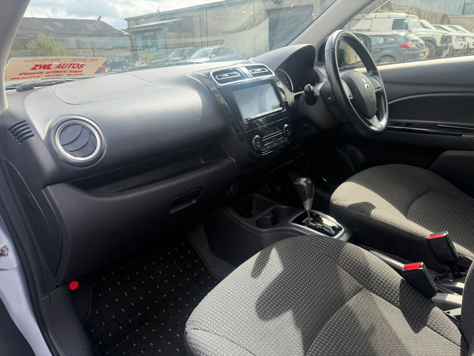 Mitsubishi Mirage — thumbnail 13