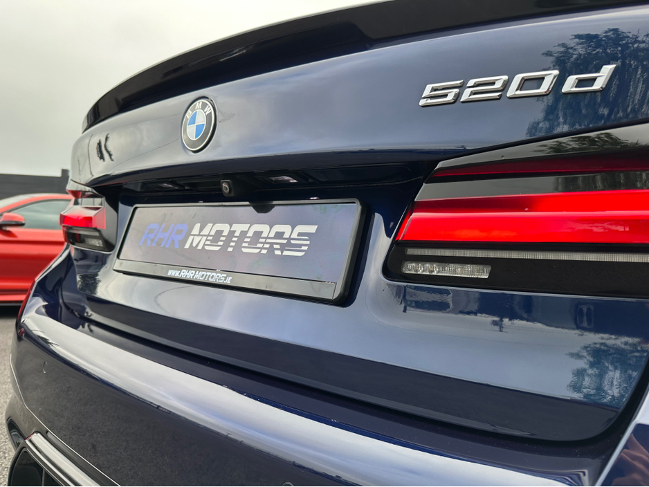 2022 BMW 5 Series 2L Diesel Hybrid For Sale Images