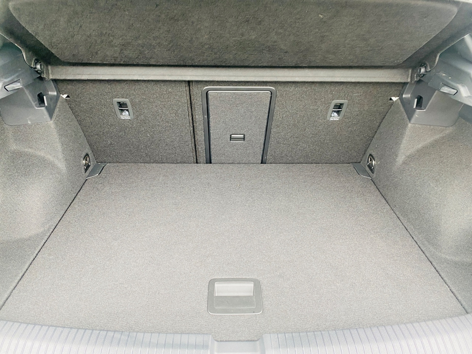 2023 Volkswagen T-Roc 2L Diesel For Sale Images