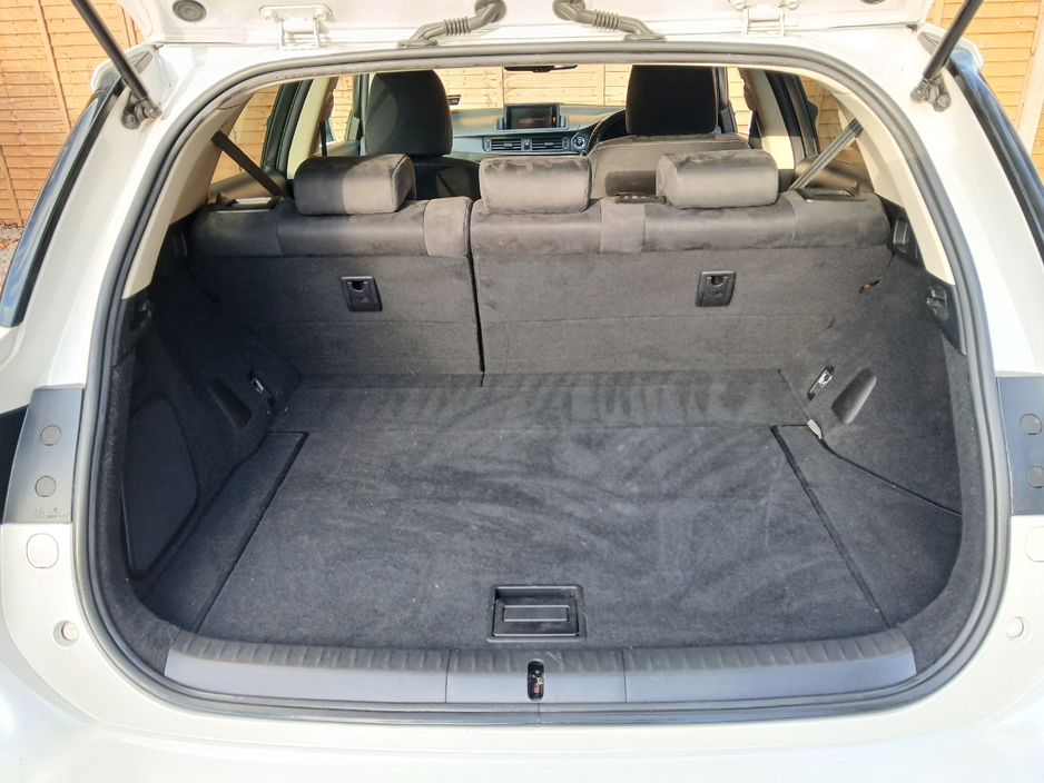 2016 Lexus CT 200 h 1.8L Petrol Hybrid For Sale Images