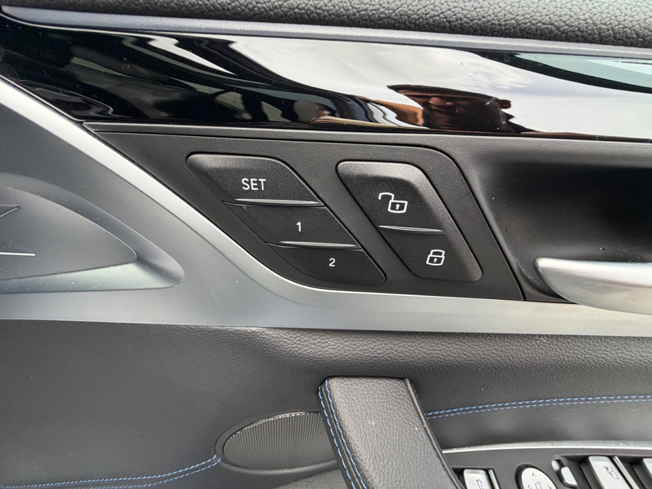 BMW iX3 M SPORT — thumbnail 26