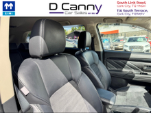 2018 Mitsubishi Outlander 2.4L Petrol Plug-in Hybrid For Sale Images