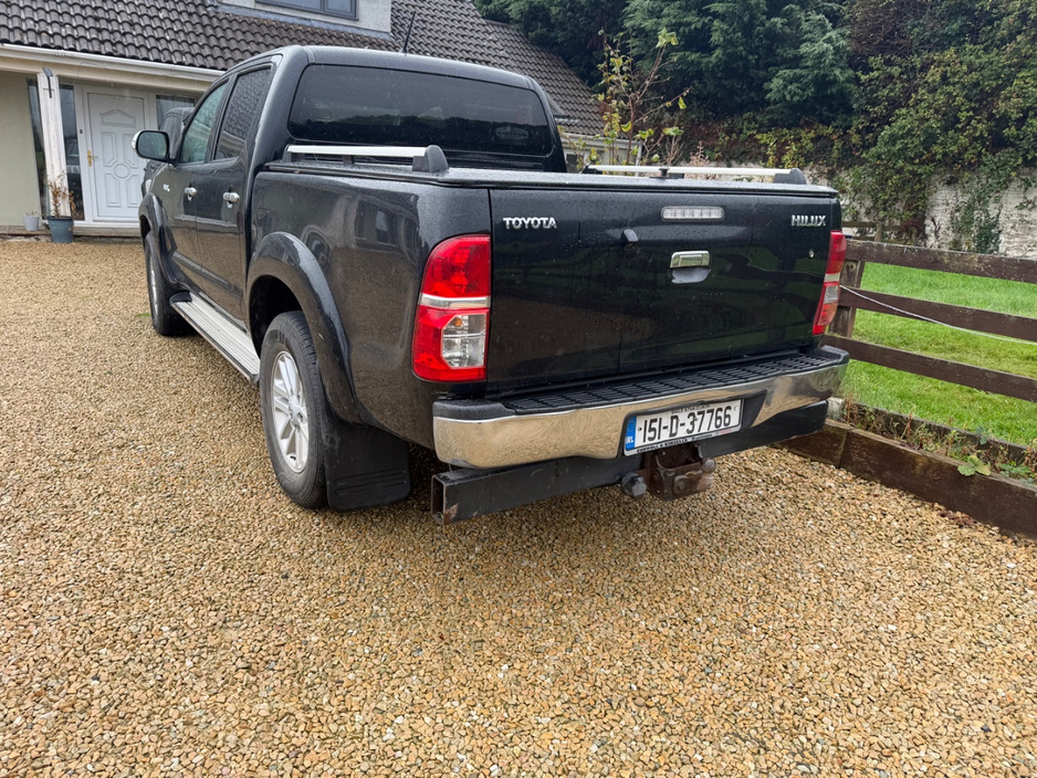 2015 Toyota Hilux 3L Diesel For Sale Images