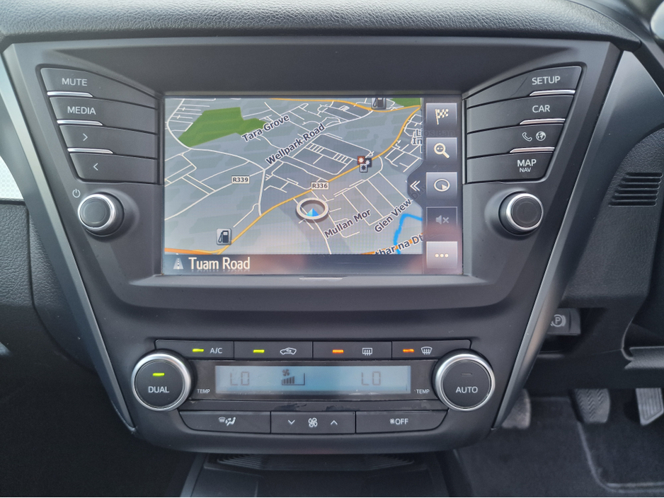2017 Toyota Avensis 1.6L Diesel For Sale Images