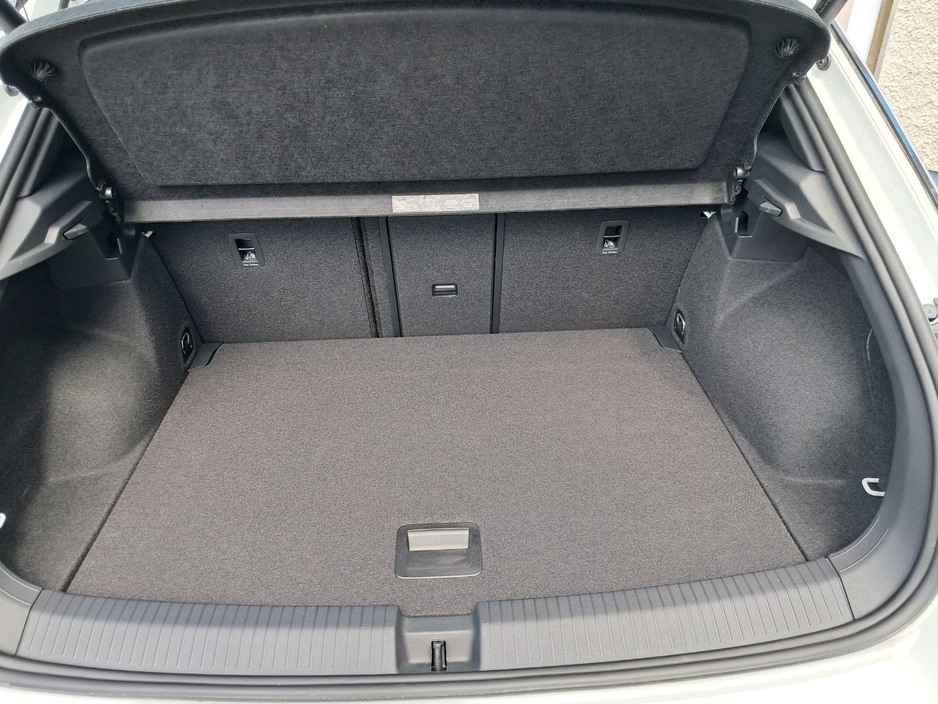 2021 Volkswagen T-Roc 2L Diesel For Sale Images