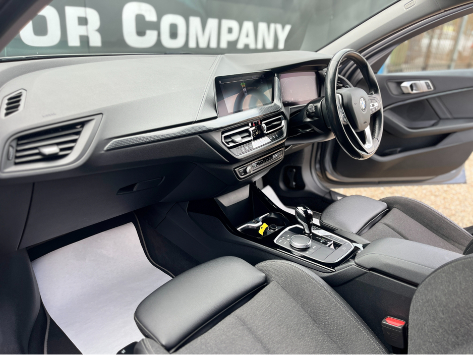 2022 BMW 1 Series 1.5L Diesel For Sale Images