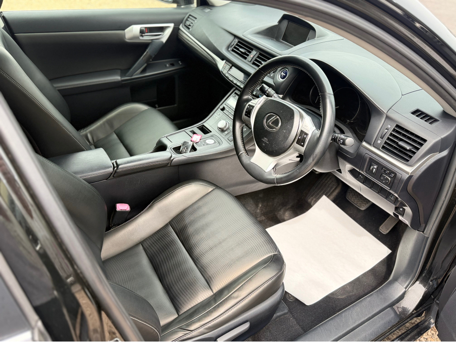 2013 Lexus CT 200 h 1.8L Petrol Hybrid For Sale Images