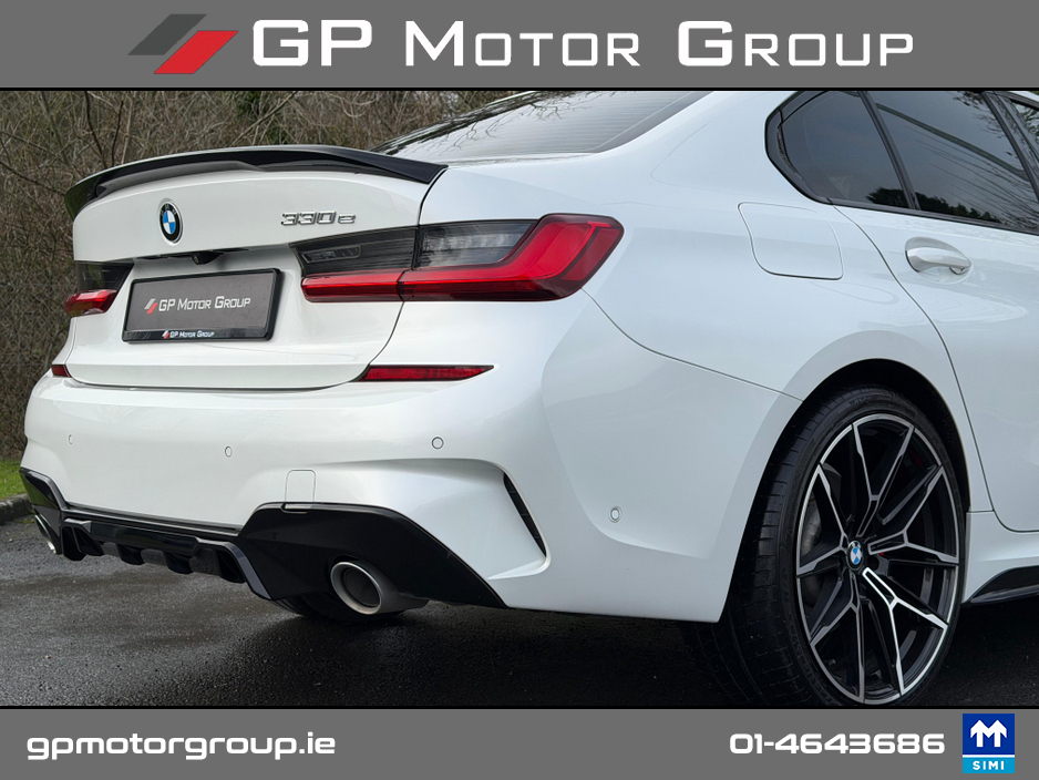 BMW 3 Series 330E M SPORT M PERFORMANCE * 1 YEAR WARRANTY* — thumbnail 15