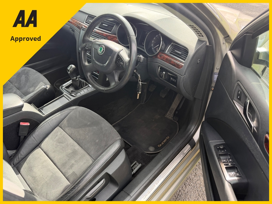 2012 Skoda Superb 2L Diesel For Sale Images