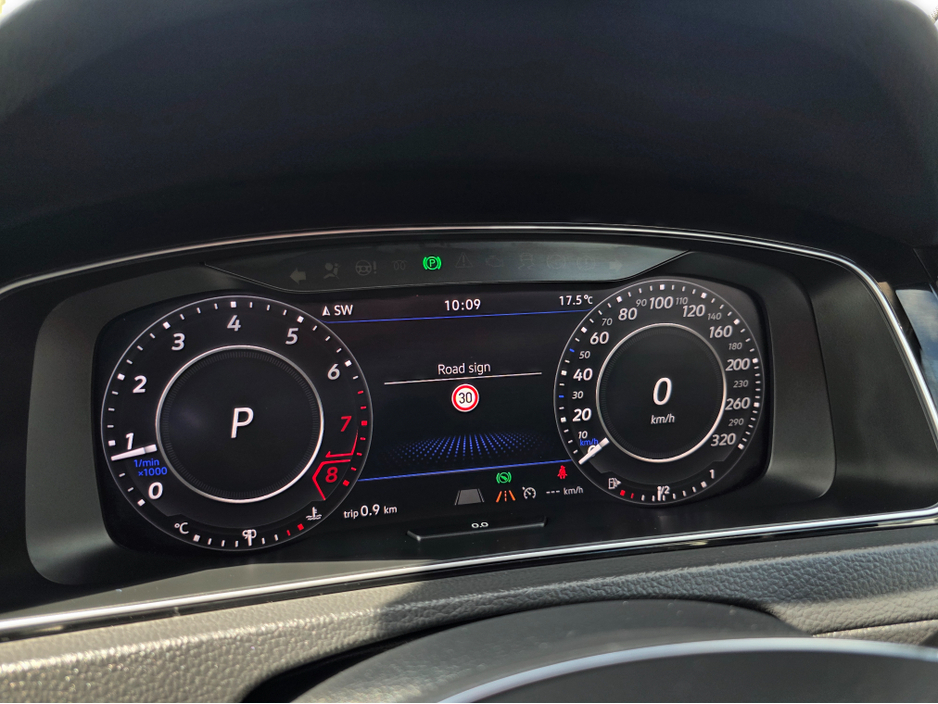 2020 Volkswagen Golf 1.4L Petrol For Sale Images