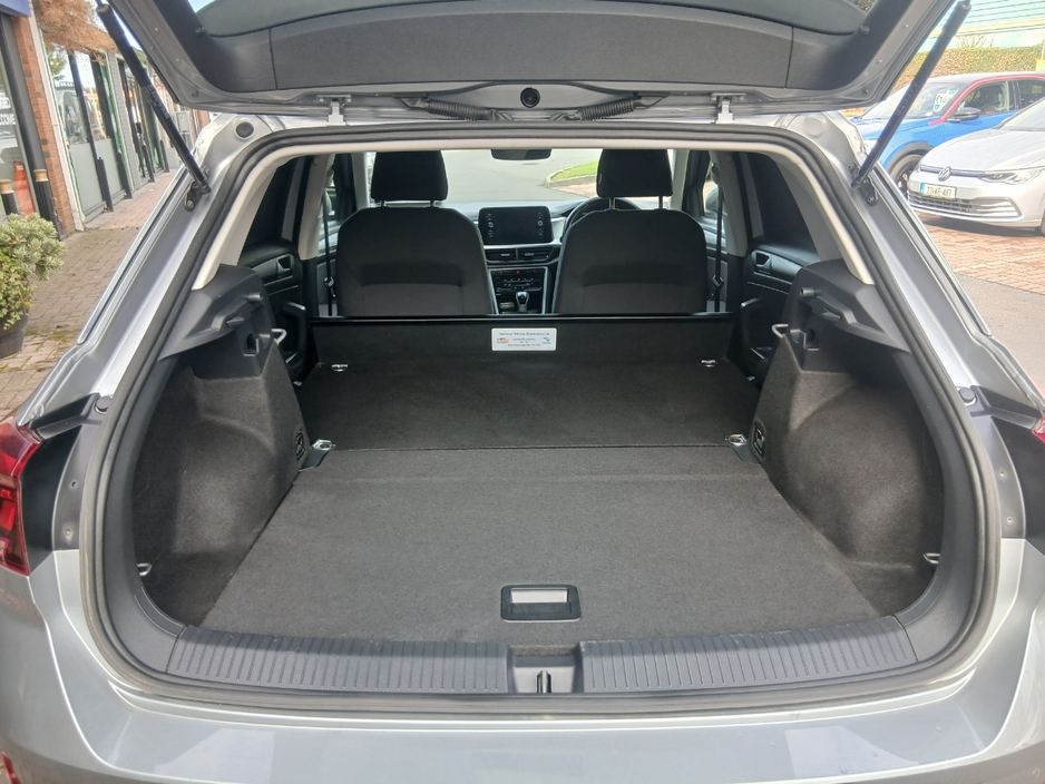 2023 Volkswagen T-Roc 2L Diesel For Sale Images