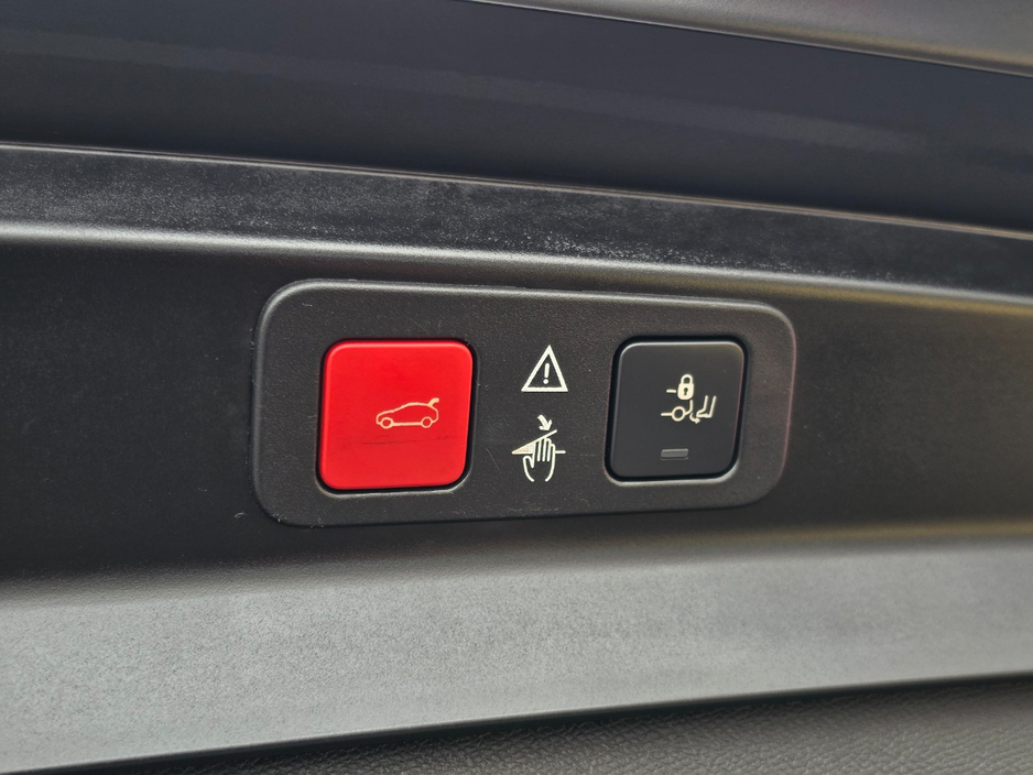 2020 Peugeot 5008 2L Diesel For Sale Images
