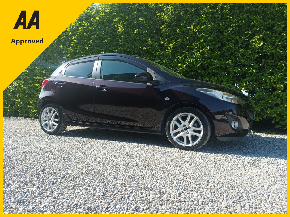 2014 Mazda Mazda2 1.5L Petrol For Sale Images