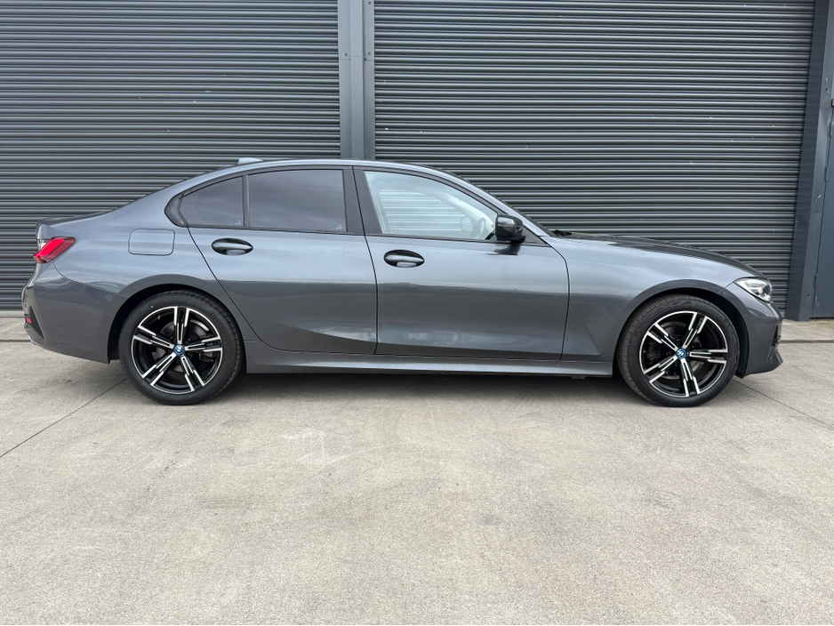 2022 BMW 3 Series 2L Diesel For Sale Images