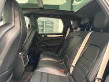 2022 Porsche Cayenne 3L Petrol Plug-in Hybrid For Sale Images