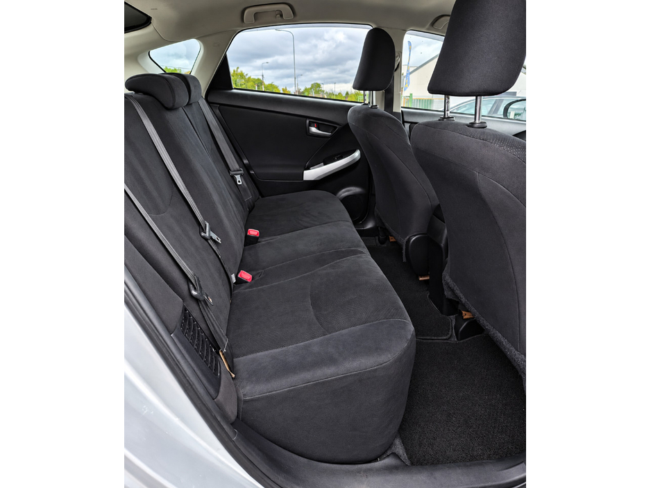 2014 Toyota Prius 1.8L Petrol Hybrid For Sale Images
